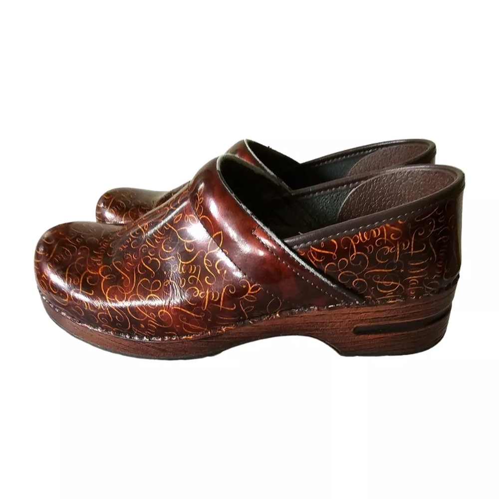 Dansko Limited Edition Clogs Holiday Size 38 RARE 20th anniversary